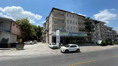 Adapazarı Orhangazi Caddesi Üzerinde 190m2 4+1 Bakımlı Daire Adapazarı Orhangazi Caddesi Üzerinde 190m2 4+1 Bakımlı Daire