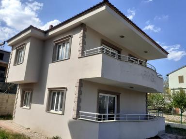 Kar Emlaktan Yenikonacıkta 4+1 Dubleks Villa Kar Emlaktan Yenikonacıkta 4+1 Dubleks Villa