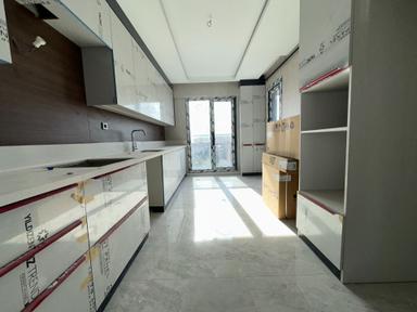 Turyap'tan 4+1 154 M2 G.odalı E.banyolu 6.kat K.otopark Ultralüx