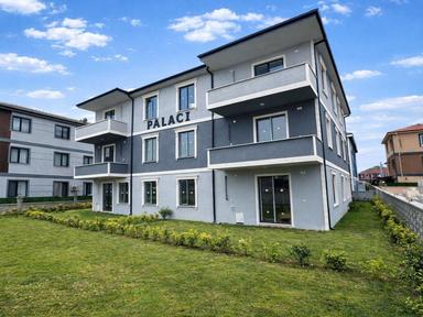 Karasu'da Sıfır, Geniş 2+1 Satılık Daire Kullanışlı Peyzaj Alanı