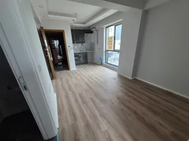 Delux'den Cumhuriyet Mah.'de Emniyete Komşu Sıfır 1+1 Daire