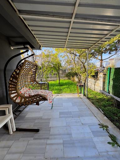Valleyden Yeniçiftlikte Site İçinde Eşyalı 3+1 Satılık Villa!! Valleyden Yeniçiftlikte Site İçinde Eşyalı 3+1 Satılık Villa!!