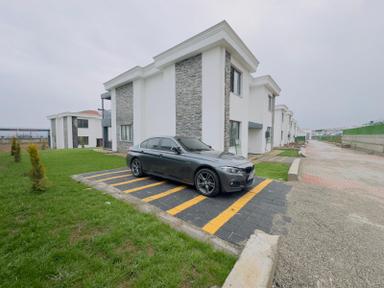 Takasa Açık Taşınmaya Hazır 450 Evlerde Dublex 6+1 Villa Takasa Açık Taşınmaya Hazır 450 Evlerde Dublex 6+1 Villa