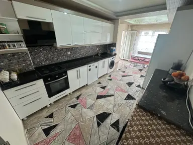 Fevzi Çakmak Orhan Gazi Cd. Kredi Limitsiz 140m2 Arakat Daire