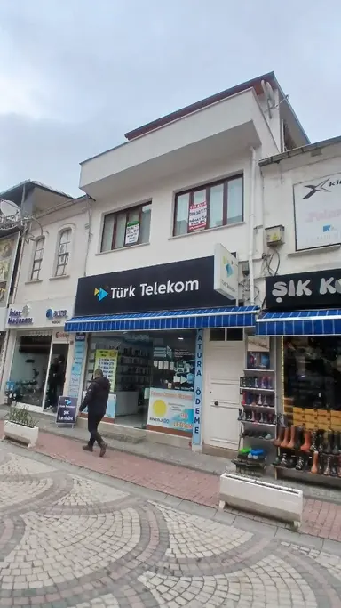 Kastamonu İnebolu Cumhuriyet Caddesinde Eşyalı Kiralık Daire