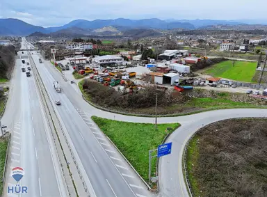 Ömer İnan Re/max Hür 4361m2 Eskişehir Yolu Üzeri Sanayi Arsası