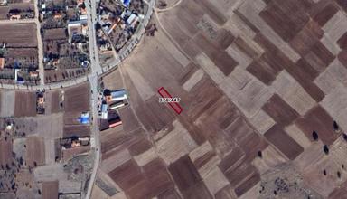 Akören Hacılar Merkez Dibi 750 M² Müstakil Tapulu Tarla
