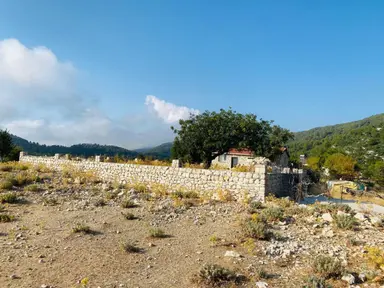 Acil Acil Muğla Fethiye Karaağaç Mah 755 M2 İçinde Müstakil Ev