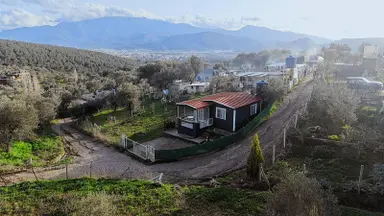Damlacık'ta 500m² Yolu Açılmış Manzaralı Tapulu Evli Bahçe Damlacık'ta 500m² Yolu Açılmış Manzaralı Tapulu Evli Bahçe