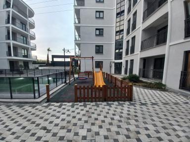 Kartepe Kent Meydanı Sitede Havuzlu,kapalı Otoparklı 3+1 Dubleks Kartepe Kent Meydanı Sitede Havuzlu,kapalı Otoparklı 3+1 Dubleks