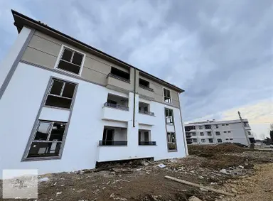 Mg Emlaktan Ömercikler Mahallesinde Satılık 2+1 Daire Mg Emlaktan Ömercikler Mahallesinde Satılık 2+1 Daire