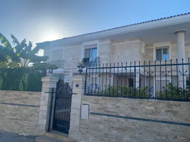 Çeşme Ilıca Yıldızburnu Mevkiine Yakın Sezonluk Kiralık Villa
