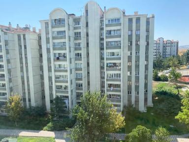 Ulaş Emlak Elvankent Batı Adalet Sarayı Yanı Asansörlü Bol Güneş