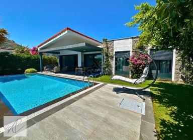 Bodrum Kiralık Yahşi Elit Sitede Müstakil Havuzlu Tek Kat Villa