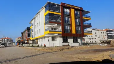 Acil Acil Yeni Bina Arakat Asansörlü Köşe Başı Ultra Lüks Yapıl