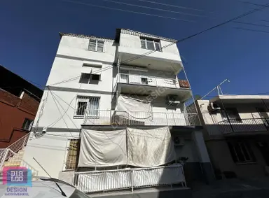 İzmir Çiğli Uğur Mumcu Mahallesi Komple Satılık Bina