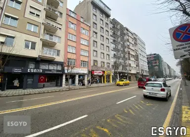 Esgyo'dan Atatürk Cad Üzeri Hava Hast Karşısı Teraslı 2+1 Daire Esgyo'dan Atatürk Cad Üzeri Hava Hast Karşısı Teraslı 2+1 Daire