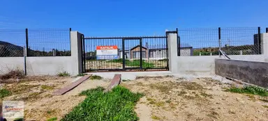 Foça Yeni Bağarasında Konforun Doğayla Buluştuğu Çiftlik Ve Ev Foça Yeni Bağarasında Konforun Doğayla Buluştuğu Çiftlik Ve Ev
