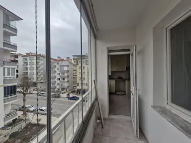 Bahçelievler Mah. Devlet Hastanesi Yakını Cadde Cepheli Satılık Daire Bahçelievler Mah. Devlet Hastanesi Yakını Cadde Cepheli Satılık Daire