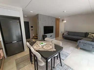 Devamlı Kiralık Havuzlu Sitede Müstakil Villa Komple Eşyalı