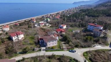 Deniz Manzaralı Müstakil Ev Ve Bahçesi (kastamonu Cide Gebeş Mahallesinde)