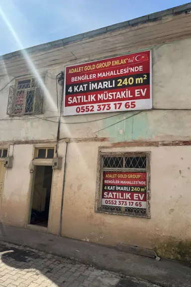 Adalet Gold Group Emlak'tan 4 Kat İmarlı 240 M2 Uygun Fiyata Satılık Müstakil Ev Adalet Gold Group Emlak'tan 4 Kat İmarlı 240 M2 Uygun Fiyata Satılık Müstakil Ev