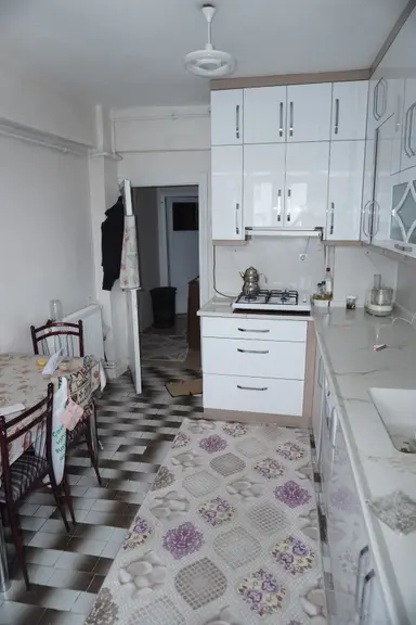 Akçay Emlak'tan Akşehir Stadyum Civarında Bakımlı Satılık 3+1 Daire Akçay Emlak'tan Akşehir Stadyum Civarında Bakımlı Satılık 3+1 Daire