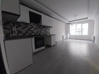 71 Evler Yeni Bina Kombili Boya Badanalı Temiz Kiralık 1+1 Daire