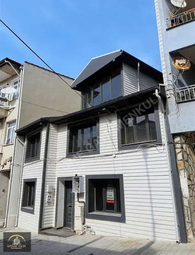 Home'dan Fatih Mah'de 4+2 185m² Bahçeli 3-katlı Müstakil Ev.. Home'dan Fatih Mah'de 4+2 185m² Bahçeli 3-katlı Müstakil Ev..