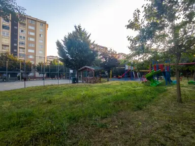 Kapaklı Yıldızkent Güneş Sitesi Kiralık 2+1 Daire Re/max Land Kapaklı Yıldızkent Güneş Sitesi Kiralık 2+1 Daire Re/max Land