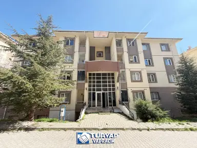 Turyap Yapracık 'tan Turkuaz 'da Y Tipi Katta 3+1 Satılık Daire