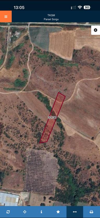 Balıkesir Manyas Yeniköy’de 5.627 M² Tarla