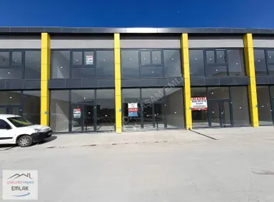 Çerkezköy'de Satılık 150m² Ticari Dükkan Çerkezköy'de Satılık 150m² Ticari Dükkan