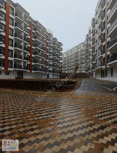 Pavilion Garden Sitesinde Satılık 3+1 Arakat Daire Pavilion Garden Sitesinde Satılık 3+1 Arakat Daire