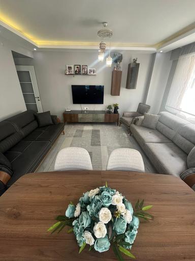 Muhittin Mahallesin De Satılık 3+1 Daire