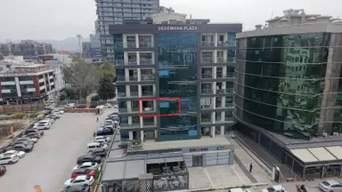 Bayraklı Dedemhan Plazada 60 M² 2+0 Kiralık Ofis | Park Manzara