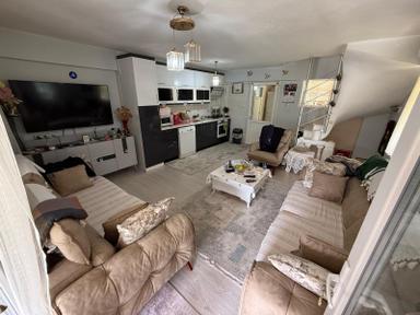 İzmir Dikili Salihleraltında Satılık 3+1 Köşe Villa