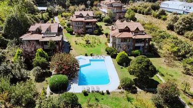 Şilede Doğa İle İçiçe Havuzlu Eşyalı/eşyasız Kiralık Villalar