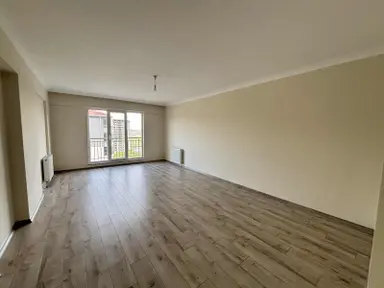 Tuna Gayrimenkul / Kiralık / 4+1 / Site İçerisinde