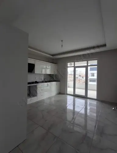 İkizler Gayrimenkul'den Karakavakta Kiralık 3+1 Yapılı Daire.. İkizler Gayrimenkul'den Karakavakta Kiralık 3+1 Yapılı Daire..