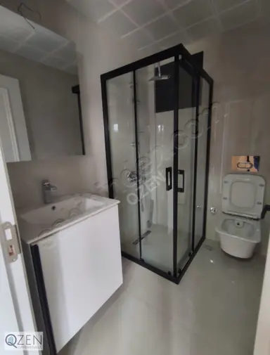 Q'zen Den Havuzlu Site İçerinde 35 M2 Bahçeli 135 M2 3+1 Q'zen Den Havuzlu Site İçerinde 35 M2 Bahçeli 135 M2 3+1