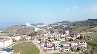 Yalova Akköy Şahin Tepesinde Satılık Villa İmarlı 331,31 M2 Arsa Yalova Akköy Şahin Tepesinde Satılık Villa İmarlı 331,31 M2 Arsa