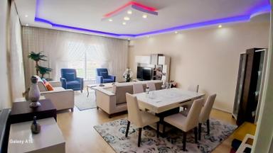 Cumhuriyet'te 218 M² Ve 4+1 Muhteşem Daire