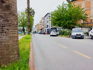 Yalova Caddesi'nde Çift Tapulu, İçi Yenilenmiş Yatırımlık Dükkan Yalova Caddesi'nde Çift Tapulu, İçi Yenilenmiş Yatırımlık Dükkan