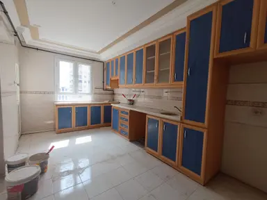 Toros Mahallesi Hayal Park Bulvar Üstü 3+1 Kapalı Mutfak+doğalgazlı+cam Balkonlu Satılık Daire