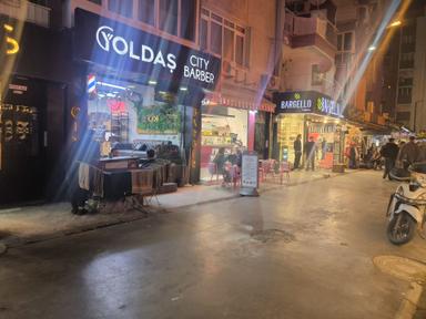 Bornova Kücük Park Meto Sokagında...