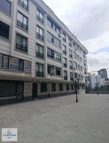Turyap Âlâ Gayrimenkulden Butik Sitede Satılık 2+1 Daire Turyap Âlâ Gayrimenkulden Butik Sitede Satılık 2+1 Daire