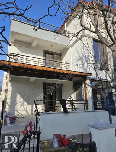 Pr Gayrimenkul'den Sahil Mah. Kiralık Villa