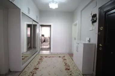 Aksaray Fatih Mahallesi Atasaray Cami Civarı 3+1 Satılık Bakımlı Daire