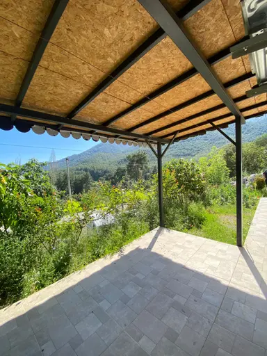 Doğa İçerisinde Deniz Manzaralı 1+1 Daire